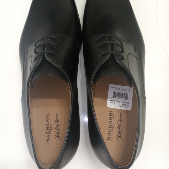 Magnanni by Saks Fifth Avenue Men's Dress Shoes - Picture 3 of 7